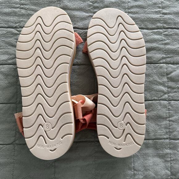 Universal Thread Platform Sandals - Picture 5 of 6